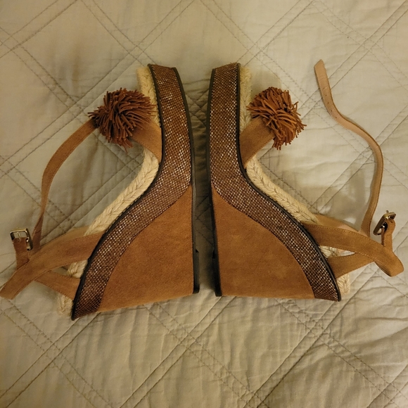 Castaner POMPOM-EMBELLISHED SUEDE WEDGE SANDAL - Picture 5 of 5